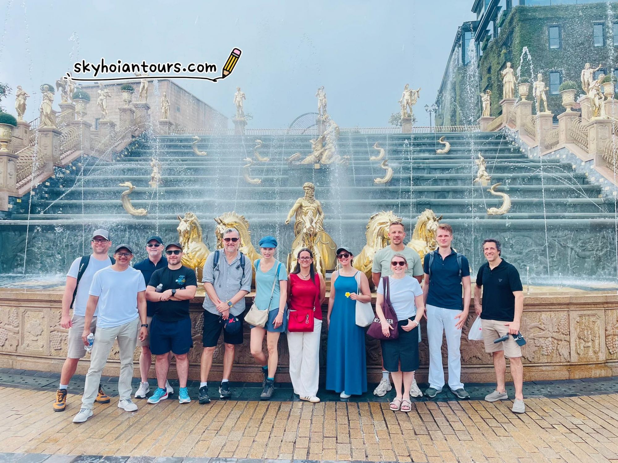 Early Morning Ba Na Hills & Golden Bridge Private Tour