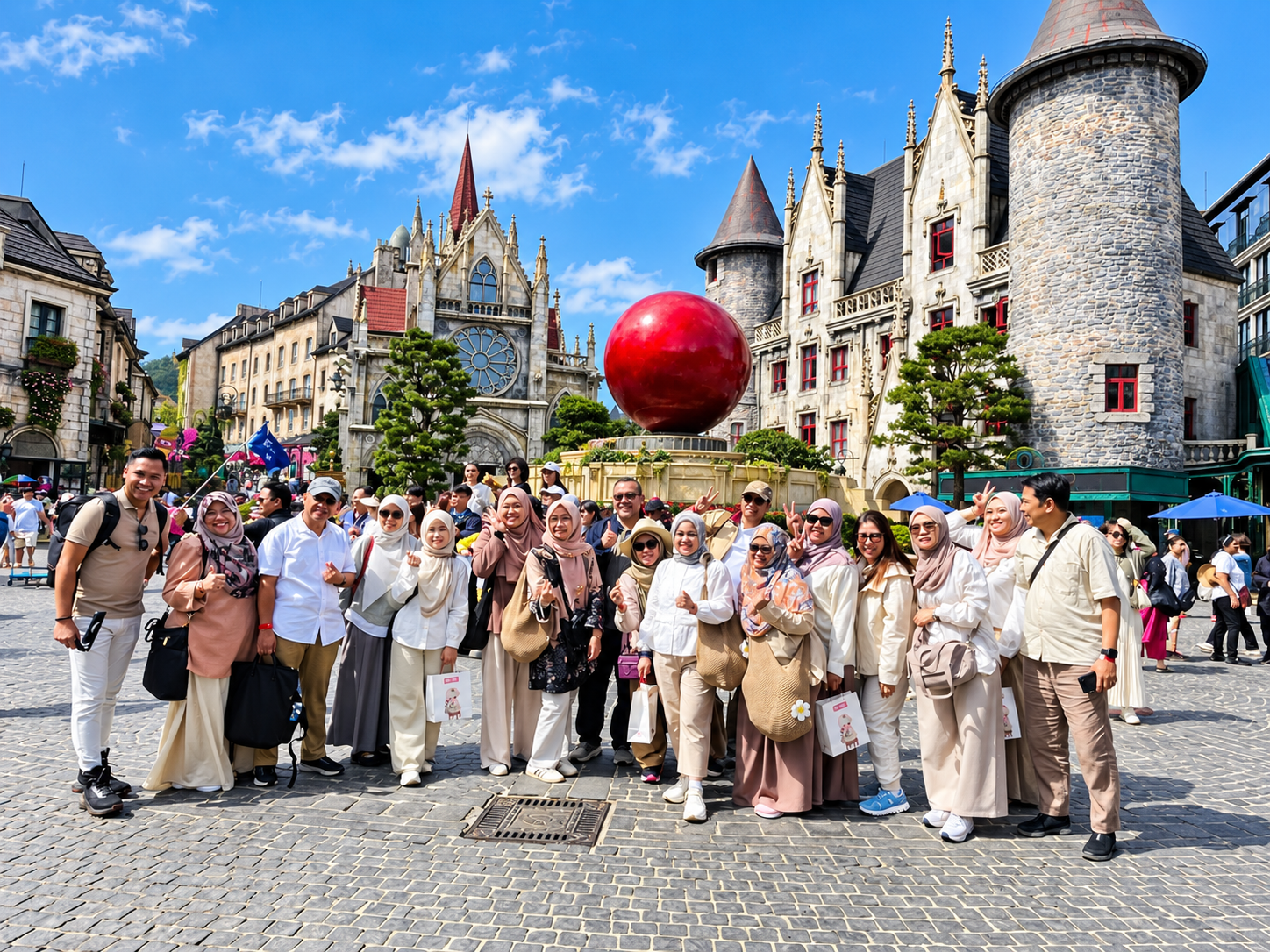 Early Morning Ba Na Hills & Golden Bridge Private Tour