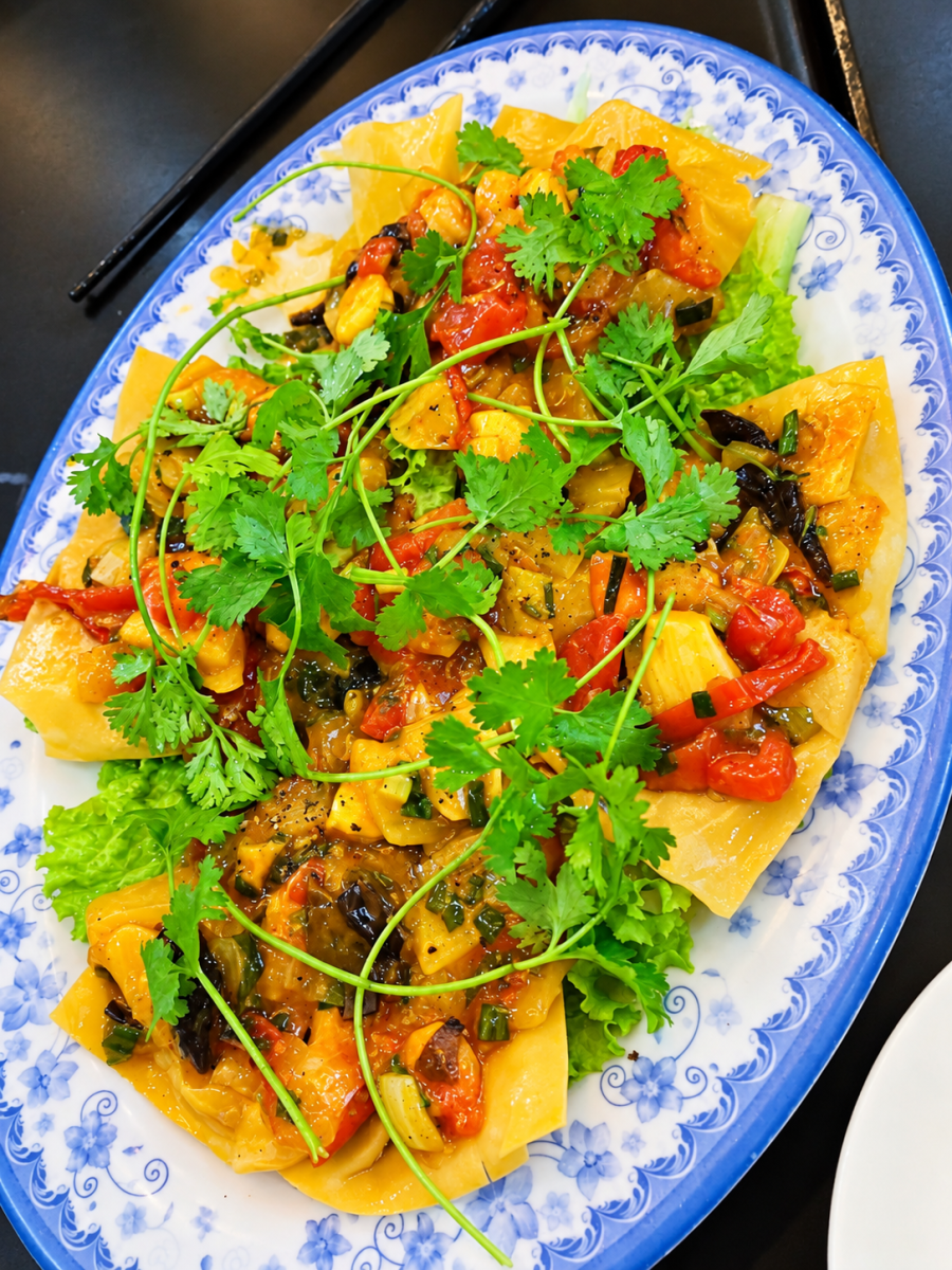 Hoi An Walking Street Food Private Tour 3
